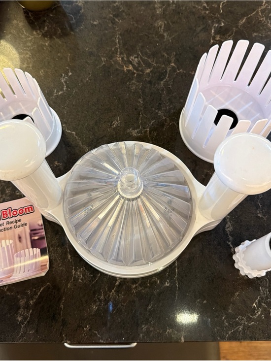 Other - Great American Steakhouse Blooming Onion Maker Blossom Makers & Onion Corer New